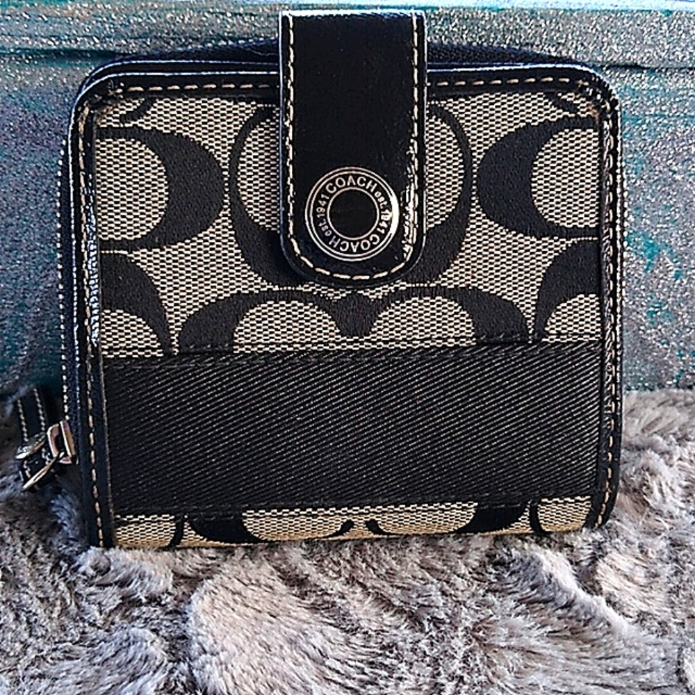 E-324 Coach Signature Stripe Black Canvas Wallet